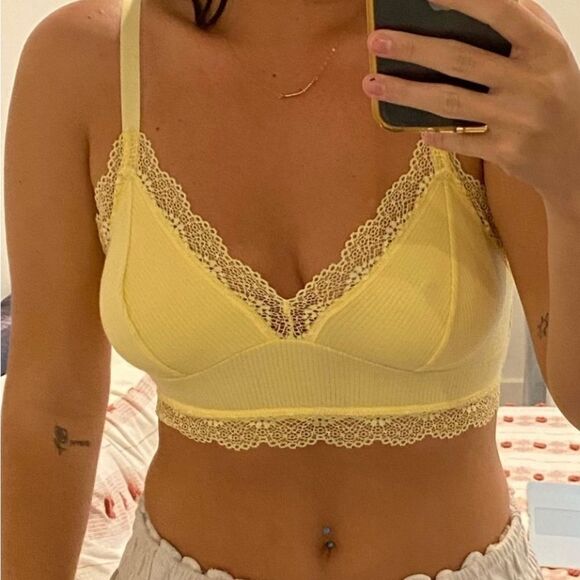 Colsie Yellow ribbed Crop Top Women  sz M - Picture 1 of 5